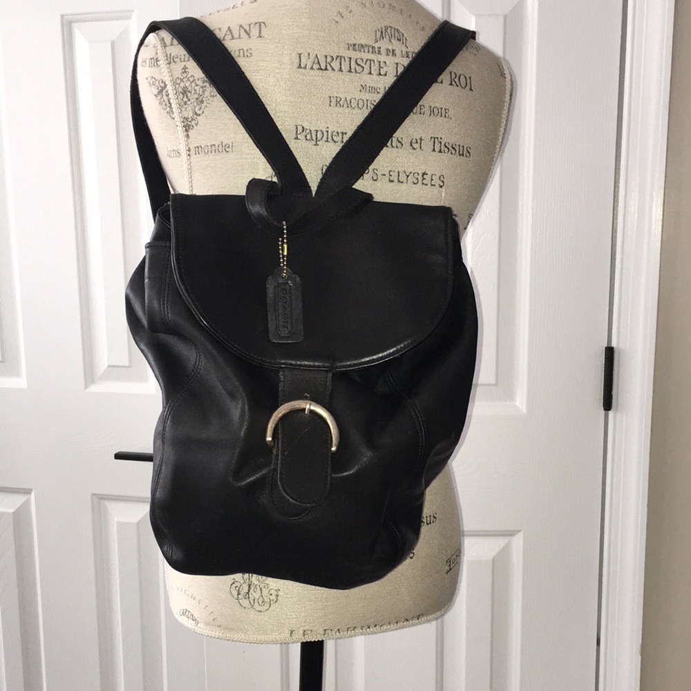 COACH VINTAGE # 9825 REAL LEATHER EUC BACKPACK STYLE MEDIUM SIZE HANDBAG